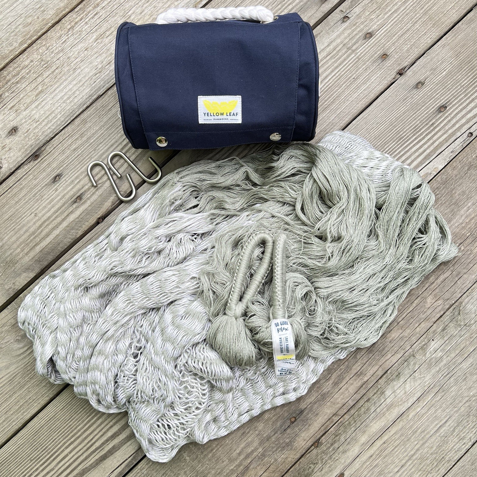 Yellow Leaf Classic Weave Green & White Hammock In Travel Tote