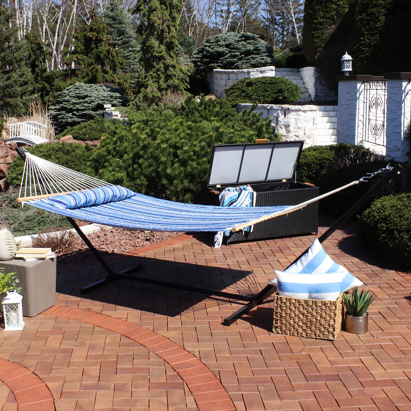 2-Person Quilted Fabric Hammock with Steel Stand – Catalina Beach by Sunnydaze